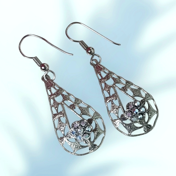 Vintage Silver Tone Drop Earrings - Picture 1 of 16